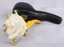 Load image into Gallery viewer, Meerschaum Pipe In Case With Lion Head
