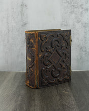 Load image into Gallery viewer, Victorian Leather Bound Album
