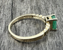 Load image into Gallery viewer, 10K Gold Emerald Ring

