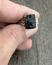 Load image into Gallery viewer, Gold and Onyx Cameo Ring
