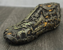 Load image into Gallery viewer, Wooden Shoe Form with Milagros
