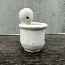 Load image into Gallery viewer, Iglodine Nasal Douche Ceramic, Apothecary
