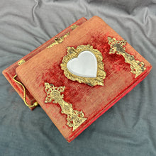 Load image into Gallery viewer, Victorian Album With Heart Mirror, Standing Album
