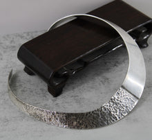 Load image into Gallery viewer, Sterling Cuff Necklace
